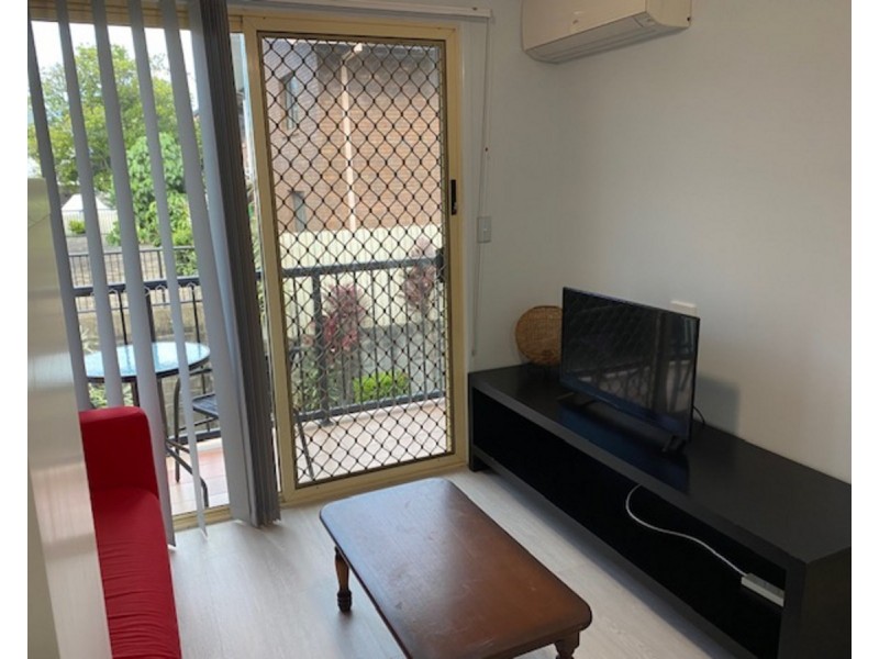 5/63 QUEEN Street, Southport QLD 4215