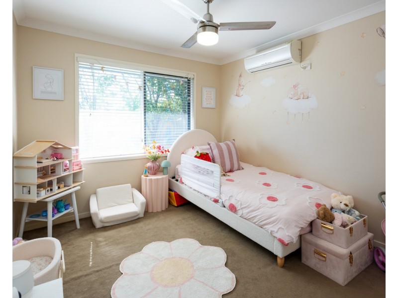 17 Highcrest Court, Molendinar QLD 4214