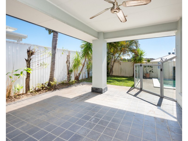 17 Highcrest Court, Molendinar QLD 4214