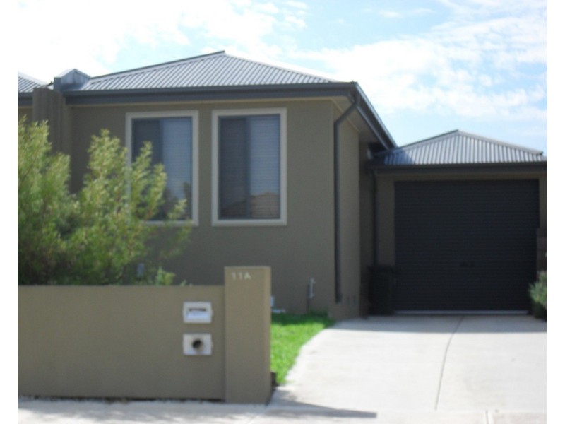 a/11 Woods Street, Laverton VIC 3028