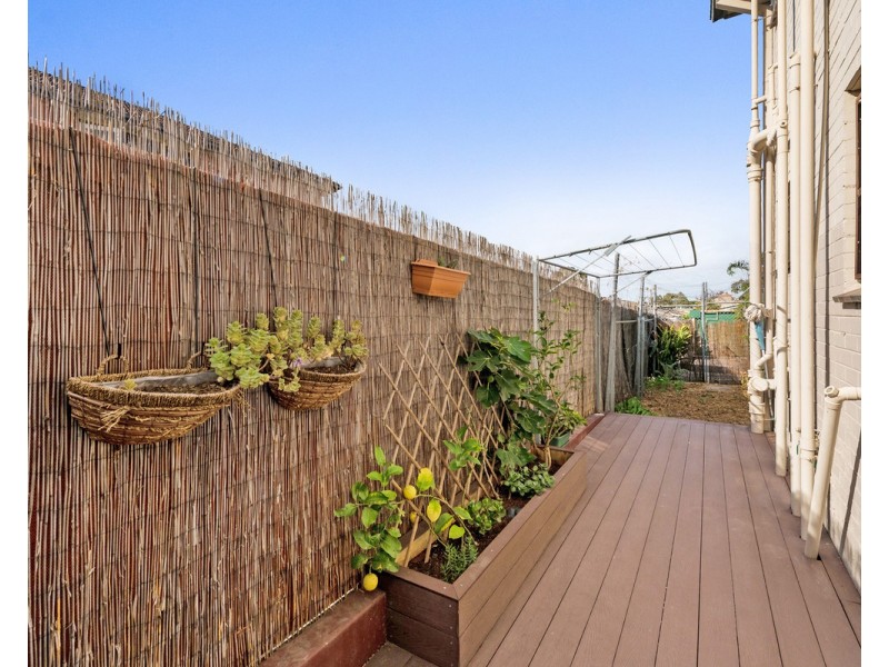4/74 Dundas Street, Thornbury VIC 3071