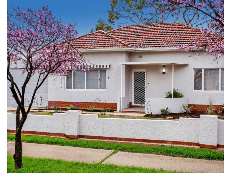 52 Whimpress Avenue, Findon SA 5023