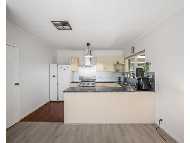 1 Woolinga Street, Beverley SA 5009