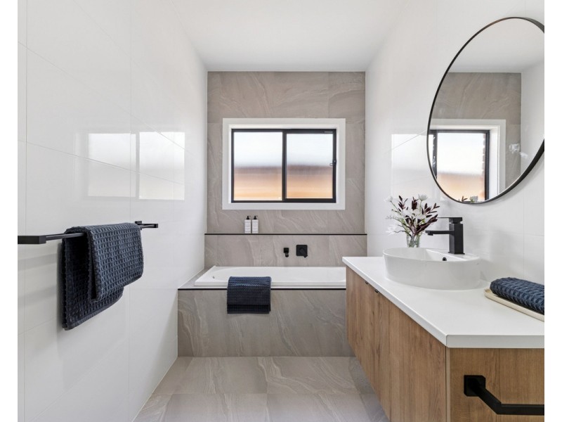 14 Roberts Street, Munno Para SA 5115