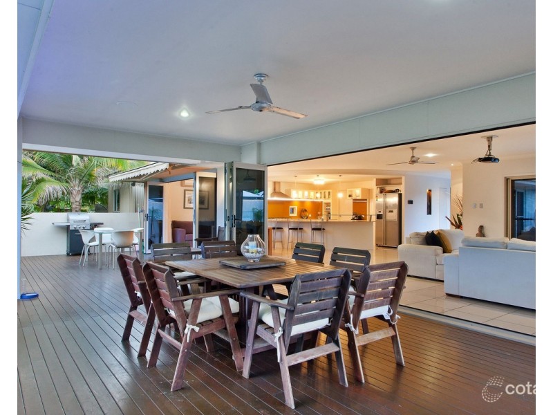 4 Attenuatta Place, Noosaville QLD 4566
