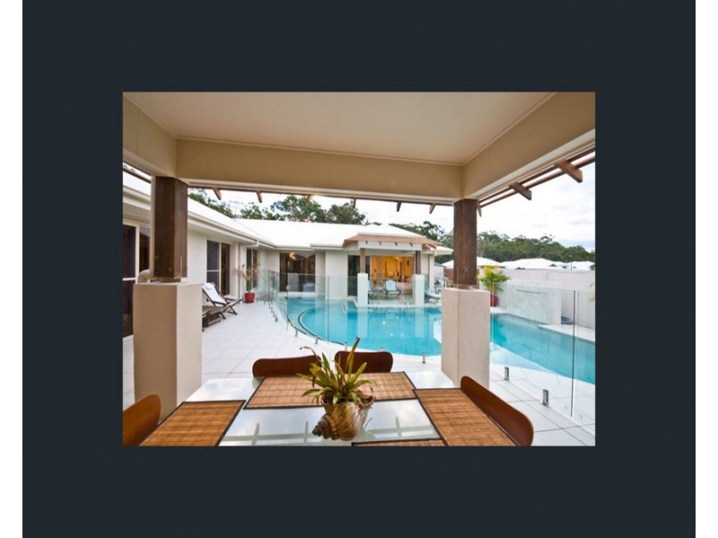 4 Attenuatta Place, Noosaville QLD 4566