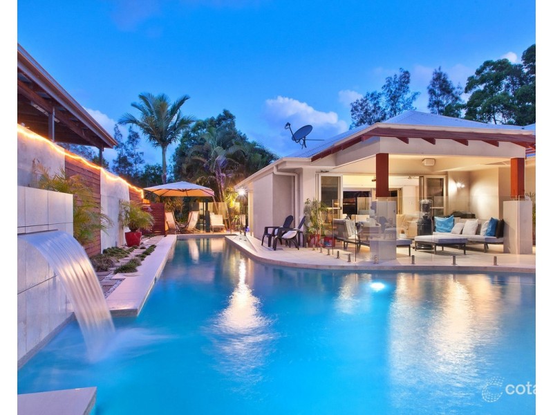 4 Attenuatta Place, Noosaville QLD 4566