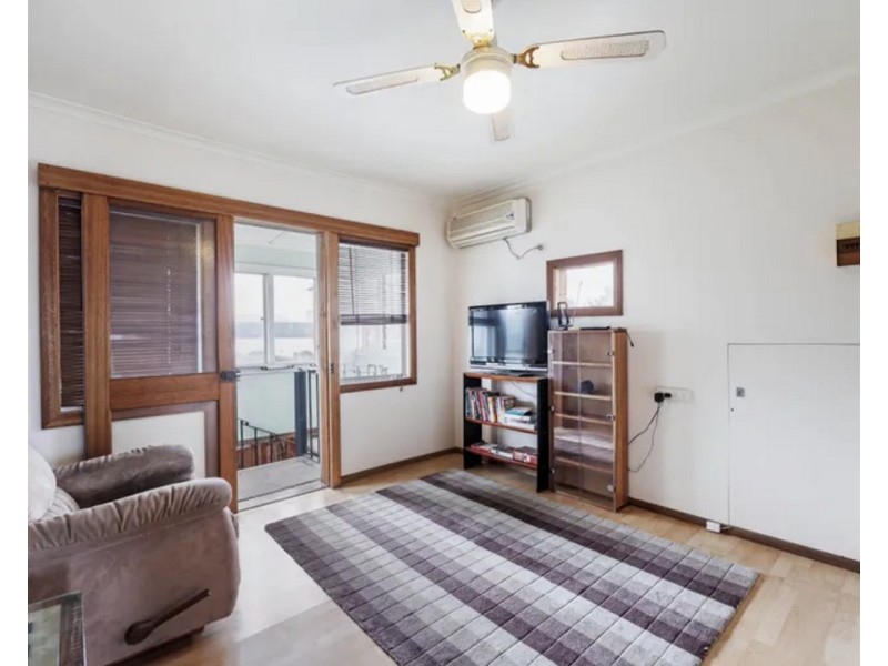 2 Cooke Crescent, Royal Park SA 5014