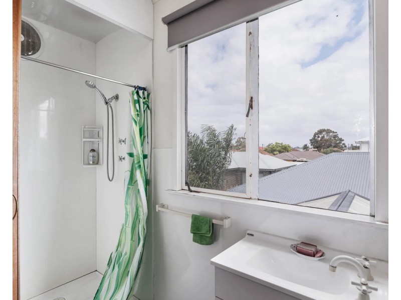 2 Cooke Crescent, Royal Park SA 5014