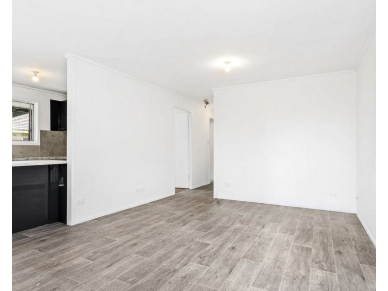 27 Hughes Street, Eagleby QLD 4207