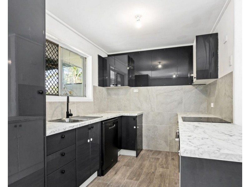 27 Hughes Street, Eagleby QLD 4207