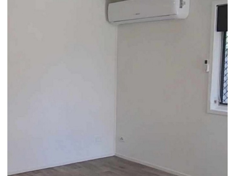 27 Hughes Street, Eagleby QLD 4207