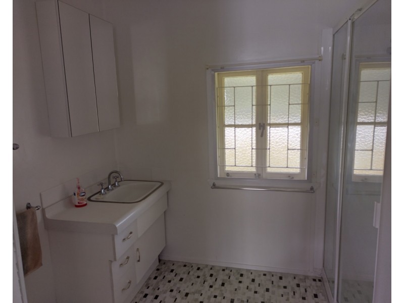 43 Cothill Road, Silkstone QLD 4304