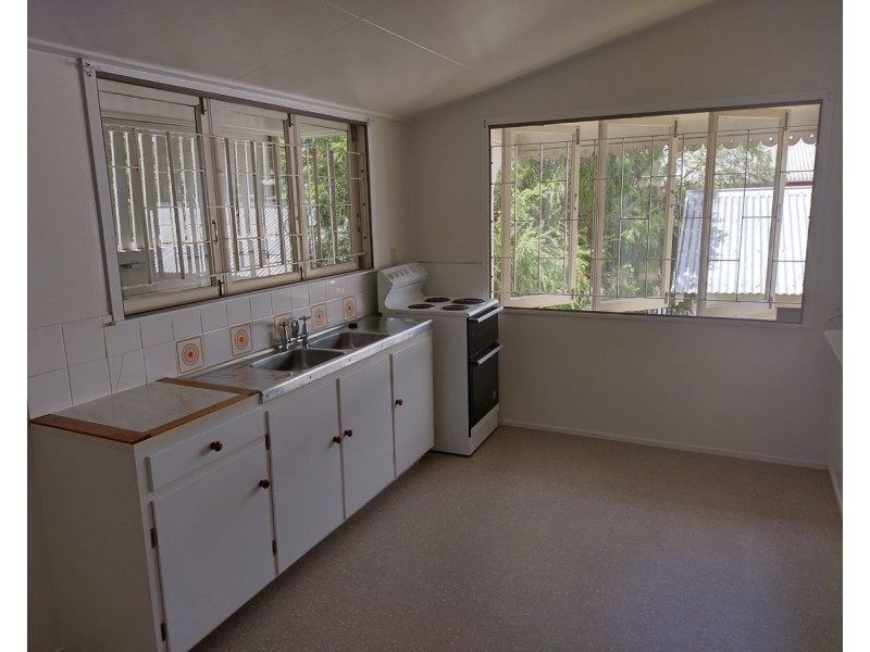 43 Cothill Road, Silkstone QLD 4304