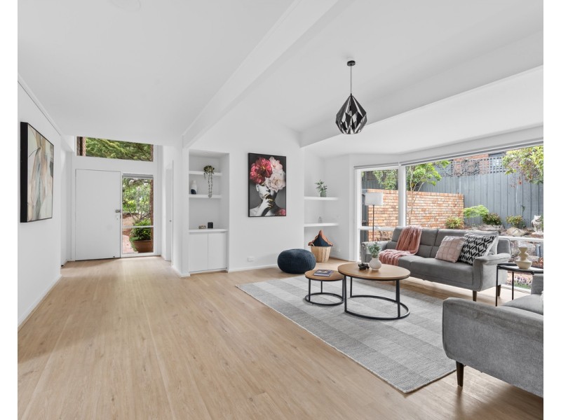 19 Orange Grove, Camberwell VIC 3124