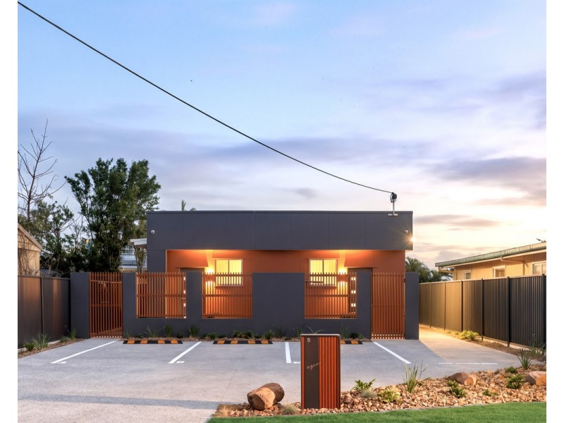 1 / 6 Medika Street, Runaway Bay QLD 4216