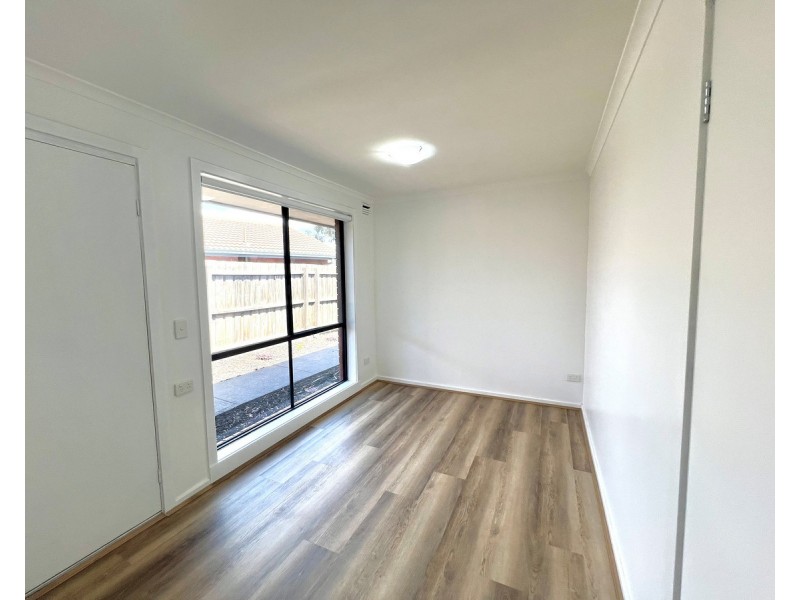 34 Shane Avenue, Seabrook VIC 3028