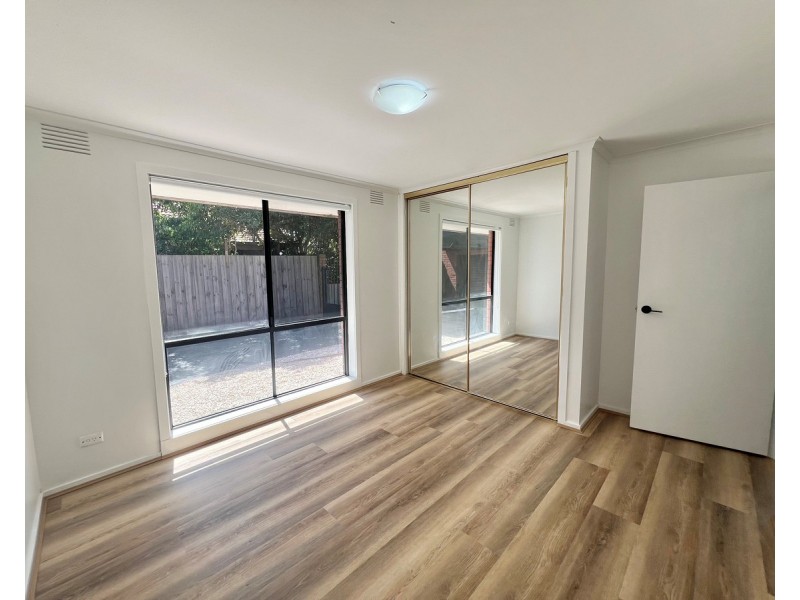 34 Shane Avenue, Seabrook VIC 3028