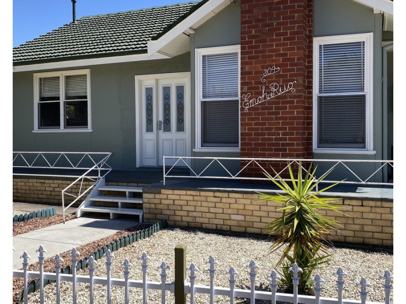 304 King Street, Golden Square VIC 3555