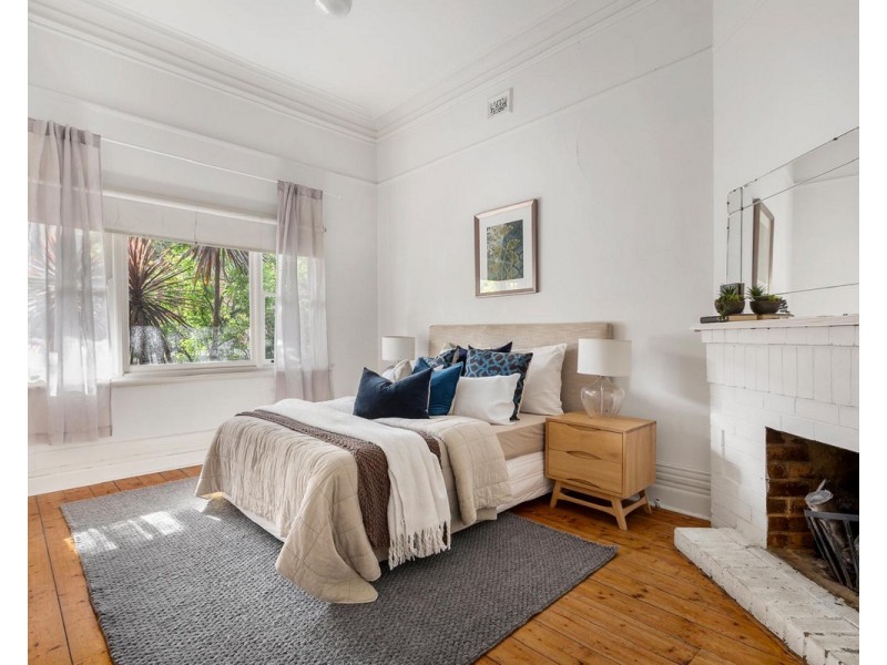 20 Upton Road, Windsor VIC 3181