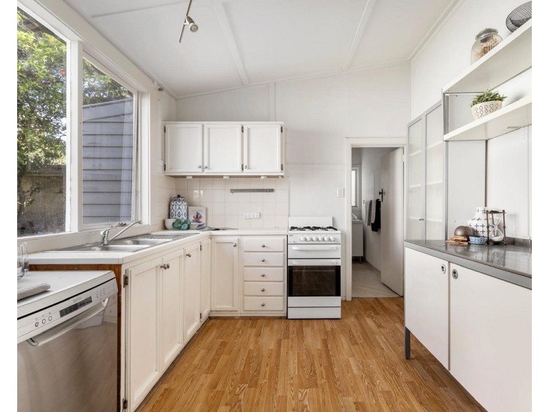 20 Upton Road, Windsor VIC 3181