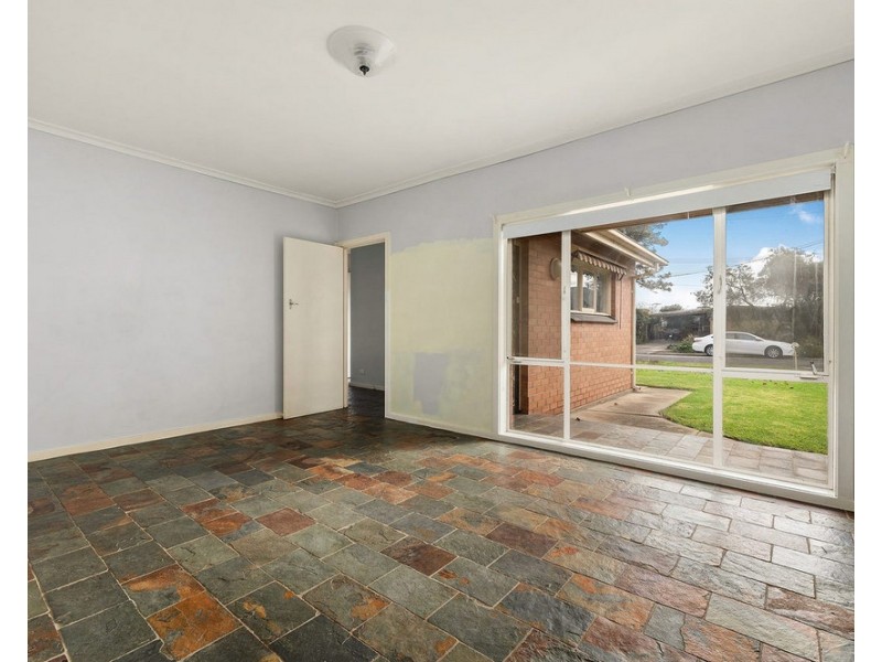 15 Harrow Road, Kidman Park SA 5025