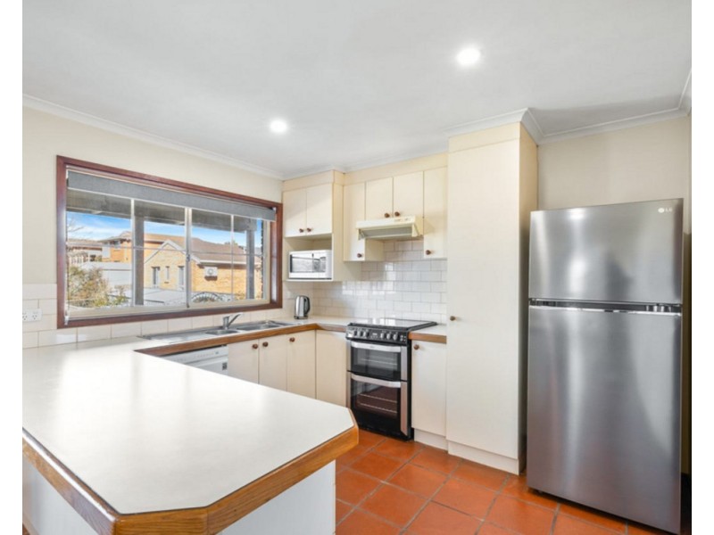 1/16 Southwell Place, Karabar NSW 2620