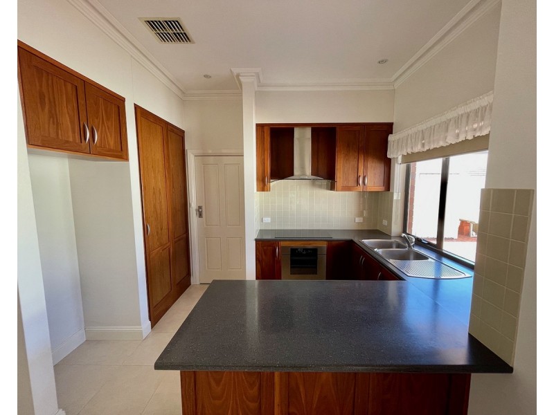 21 Kent Avenue, Fulham Gardens SA 5024