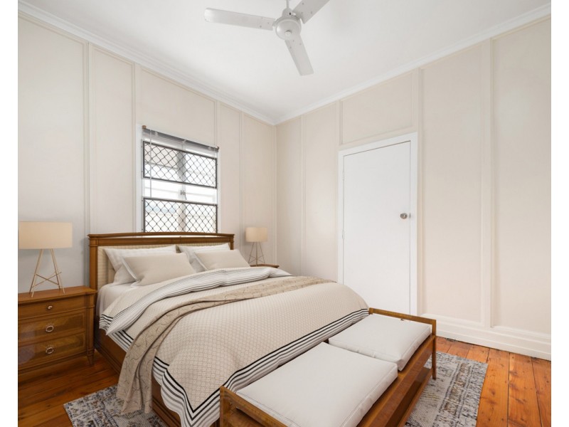 247 Sir Fred Schonell Drive, St Lucia QLD 4067