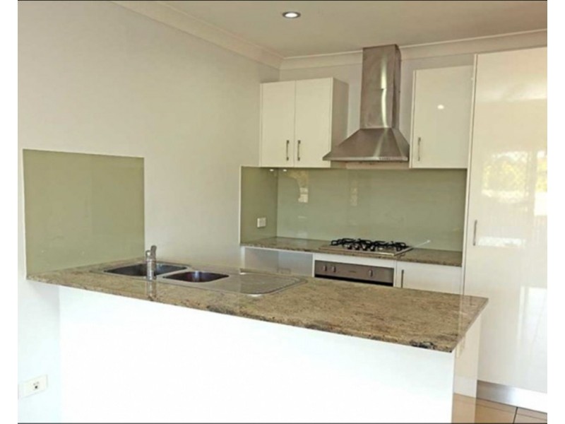 1 & 2/11 Acemia Drive Acemia Drive, Morayfield QLD 4506