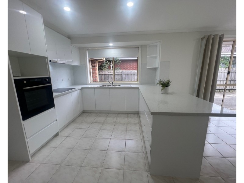 3/6 Warren Court, Altona Meadows VIC 3028