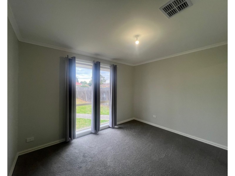 3/6 Warren Court, Altona Meadows VIC 3028