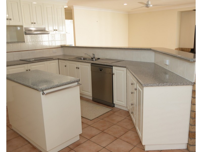 15 Audrey Court, Middle Ridge QLD 4350