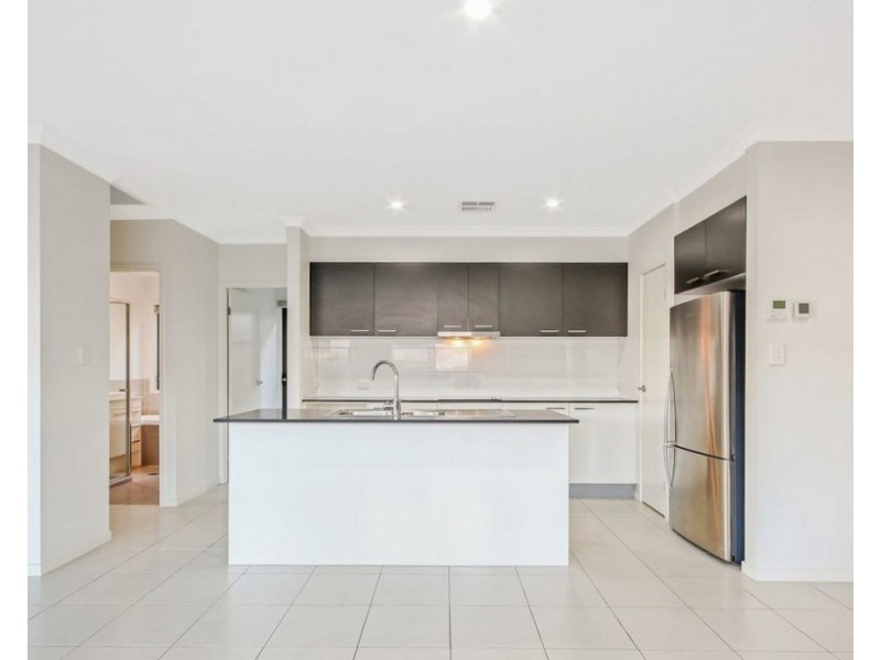 70 Surround Street, Dakabin QLD 4503