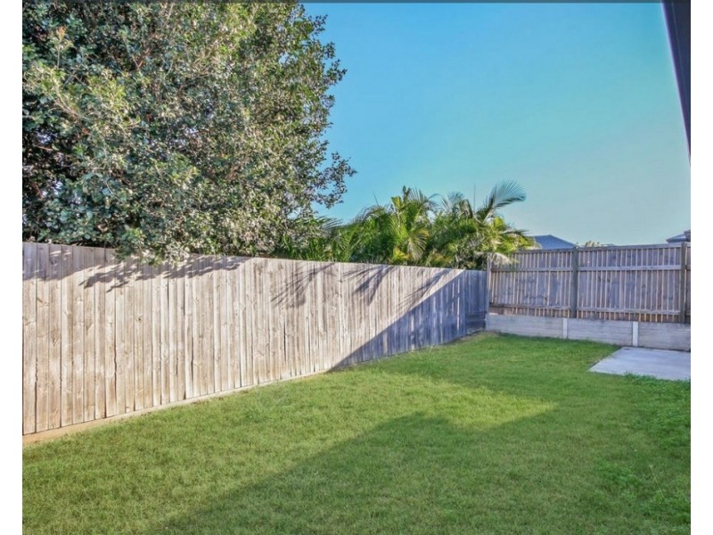 70 Surround Street, Dakabin QLD 4503