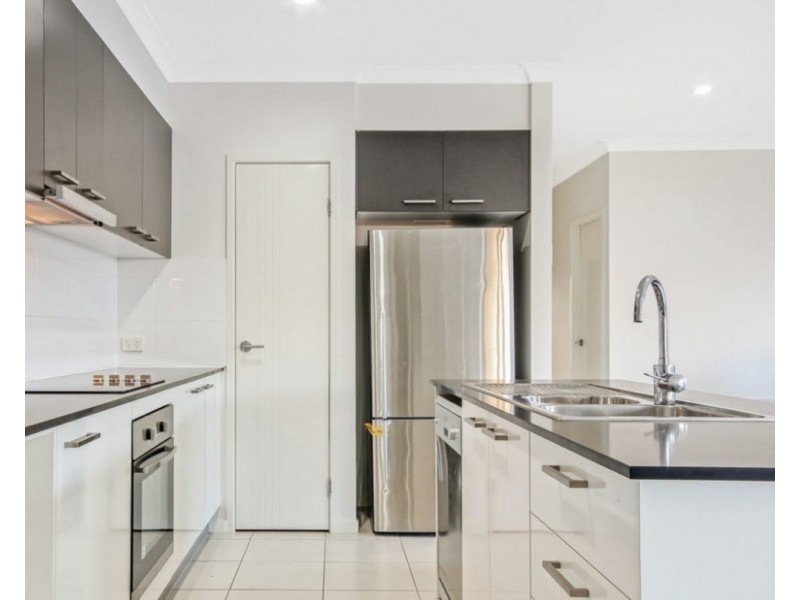 70 Surround Street, Dakabin QLD 4503