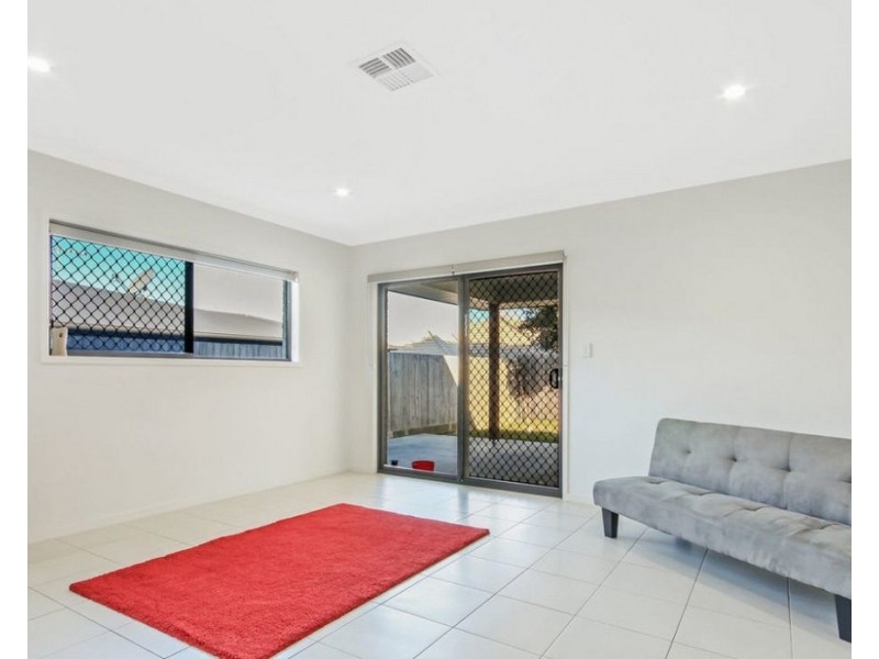 70 Surround Street, Dakabin QLD 4503