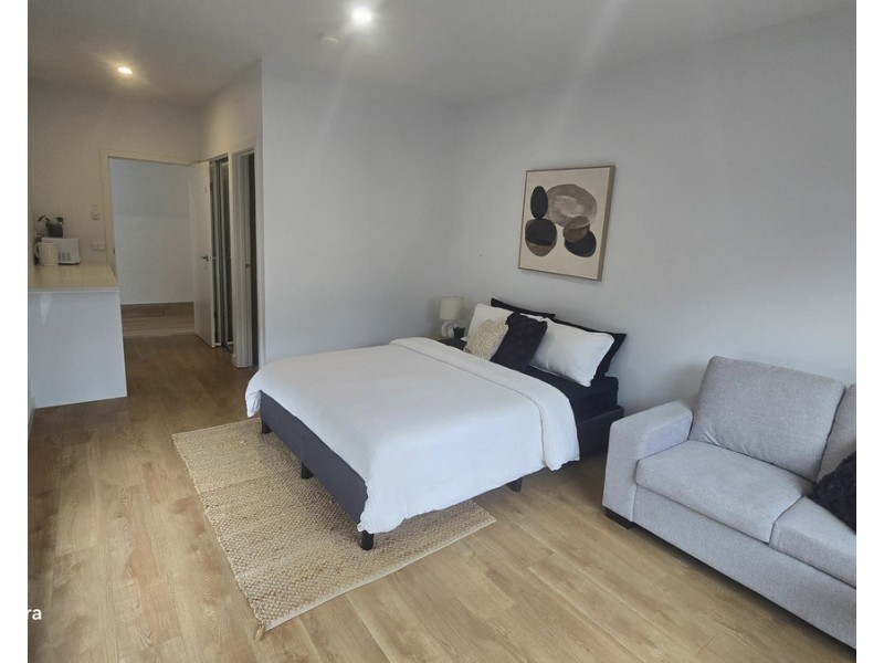 8/48 Quail Crescent, Melton VIC 3337