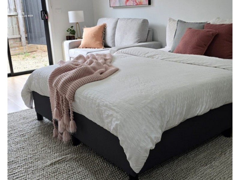 8/48 Quail Crescent, Melton VIC 3337