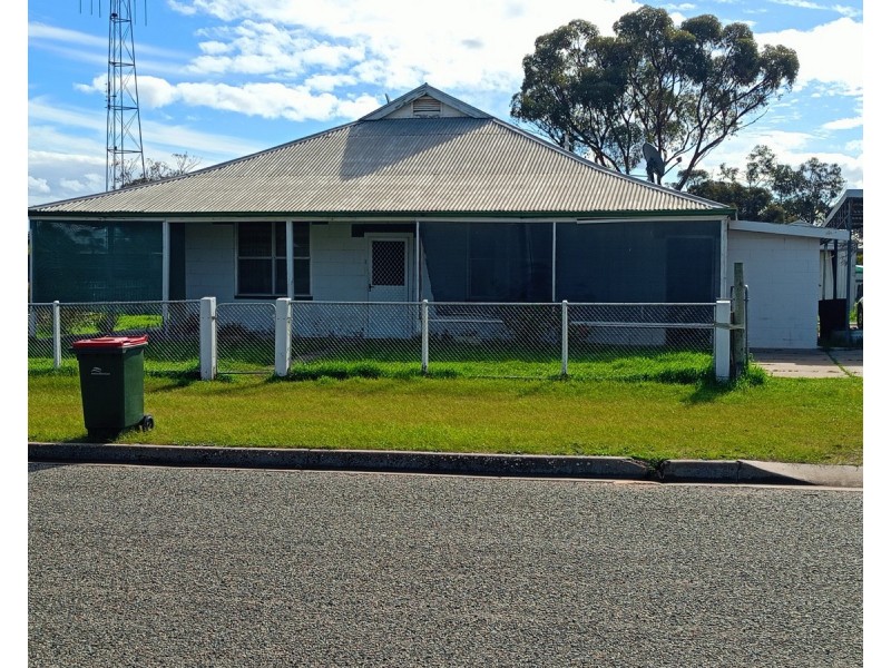 1 Clive Street, Minnipa SA 5654
