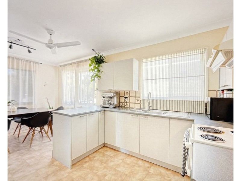 29A Central Avenue, Scarborough QLD 4020