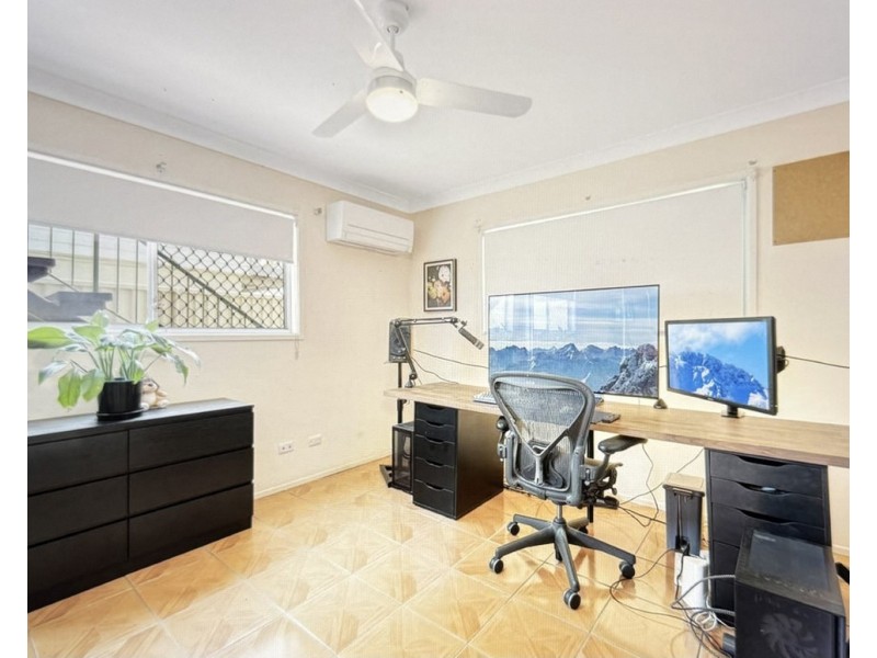 29A Central Avenue, Scarborough QLD 4020