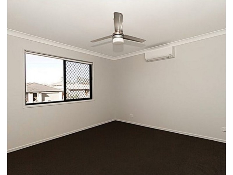 19 Trevorrow Way, Ripley QLD 4306