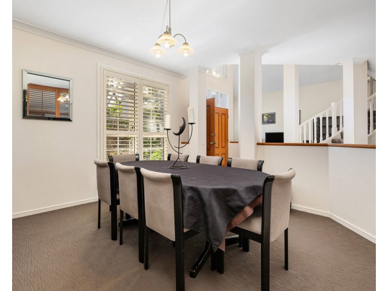18 Tranquility Circuit, Helensvale QLD 4212