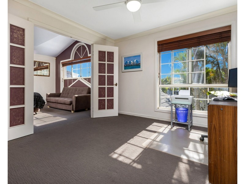 18 Tranquility Circuit, Helensvale QLD 4212