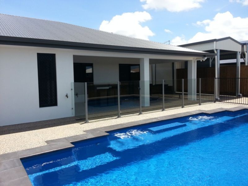 2 Surrey Court, Ooralea QLD 4740