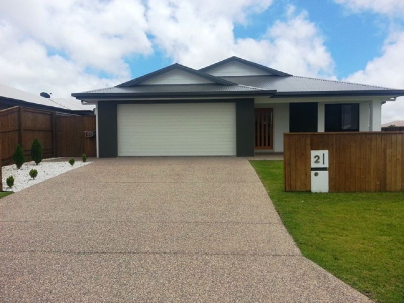 2 Surrey Court, Ooralea QLD 4740