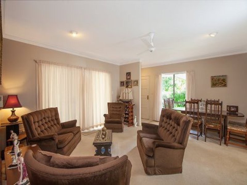 30 Mclaughlin Drive, Eimeo QLD 4740