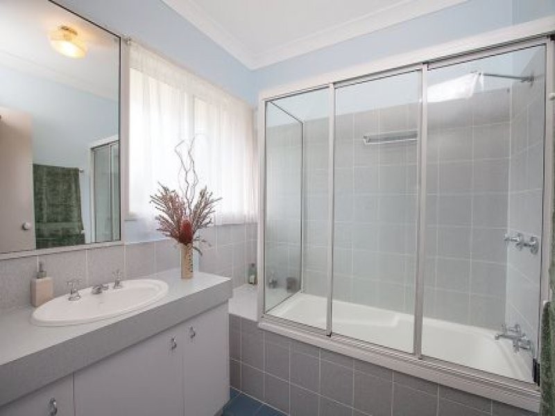 30 Mclaughlin Drive, Eimeo QLD 4740