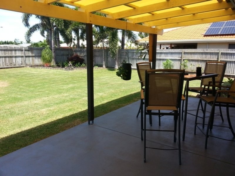 59 Royal Sands Blv, Bucasia QLD 4750